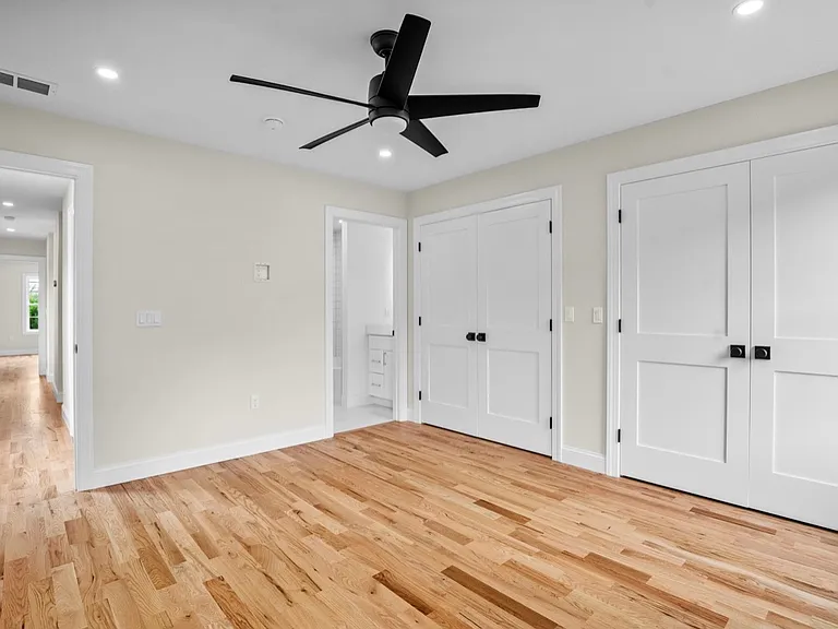 30 Manila Ave #1A — Photo 3