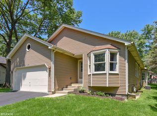 616 W Oneida Ave, Bartlett, IL