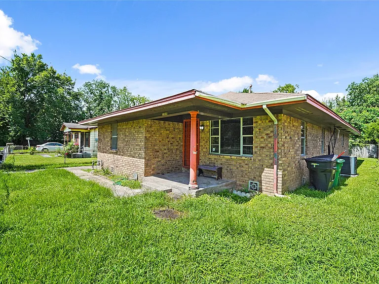 2315 Leffingwell St — Photo 15