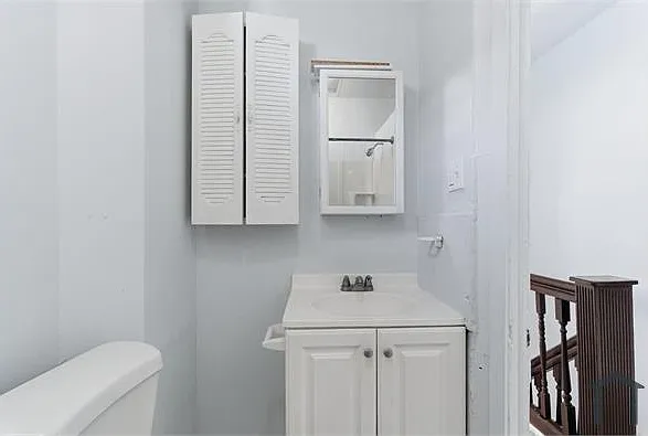 862 E Cornwall St — Photo 5
