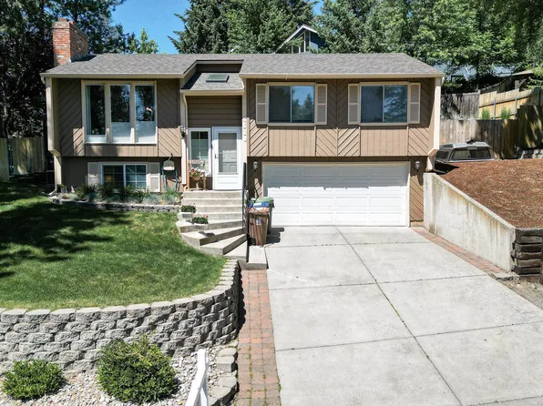 4510 W Alpine Dr, Spokane, WA 99208