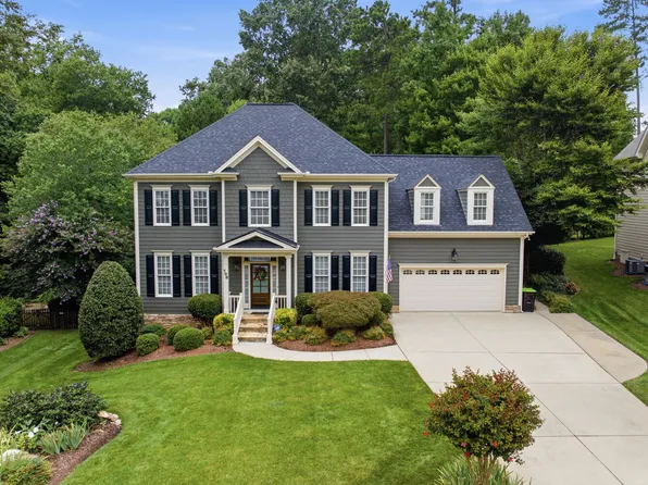 108 Bells Walk Ct, Holly Springs, NC 27540