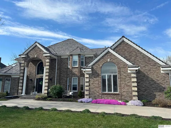 16502 L St, Omaha, NE 68135