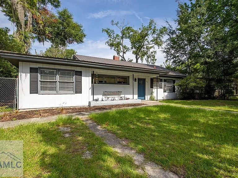 2211 Pecan Dr — Photo 5