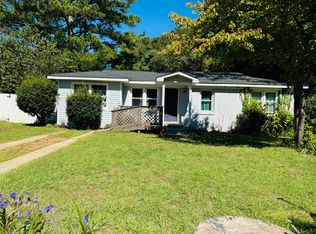 227 Ravenwood Way, Warner Robins, GA 31093