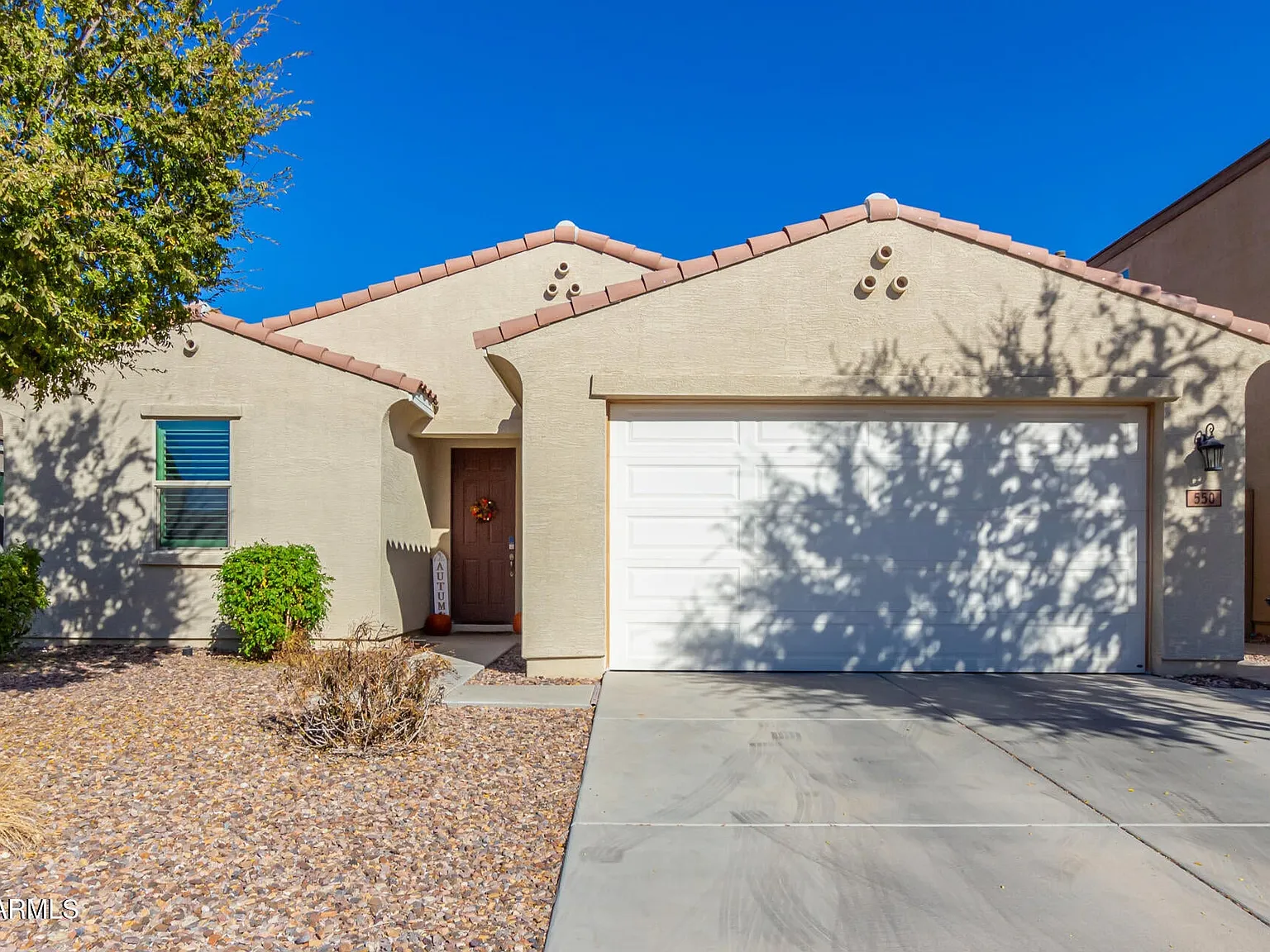 4 bed, 2315 sqft, $2,200 — Photo 2