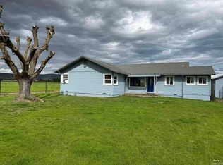 11122 Schafer Ave, Los Molinos, CA 96055