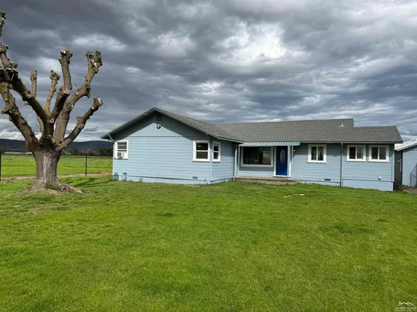 11122 Schafer Ave, Los Molinos, CA 96055