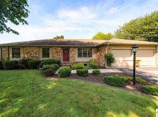 235 Whippoorwill Ln, Paducah, KY 42001