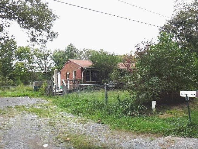 2nd image of 24157 Craigs Creek Rd