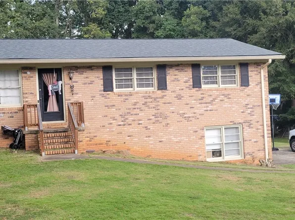 215 Laurel Drive, Athens, GA 30606
