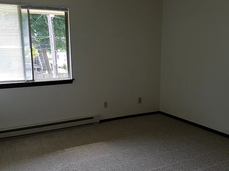 2363 N Weil St — Photo 14