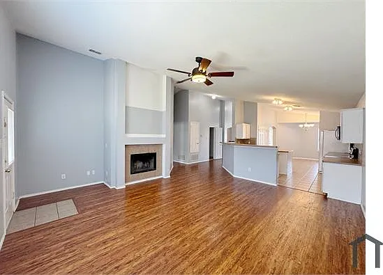 1913 Grand Fir Dr — Photo 1