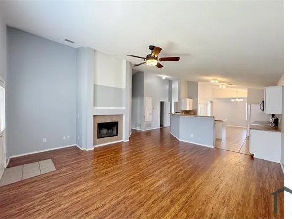 1913 Grand Fir Dr, Little Elm, TX 75068