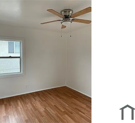 219 E 28th St — Photo 23