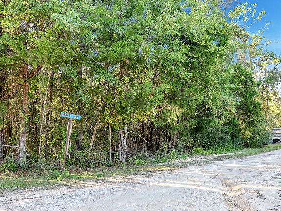 4th image of Grace Dr