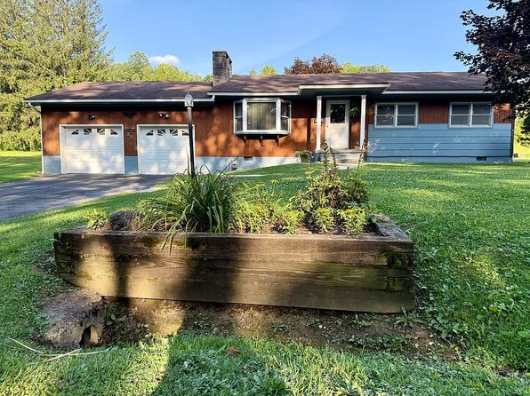 39 Barron Ave