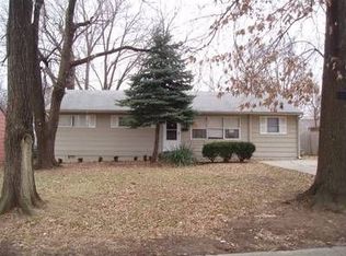 11407 Richmond Dr, Kansas City, MO 64134