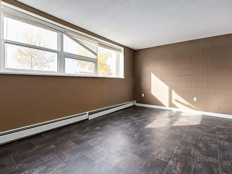 233 Bradbrooke Dr #13 — Photo 11