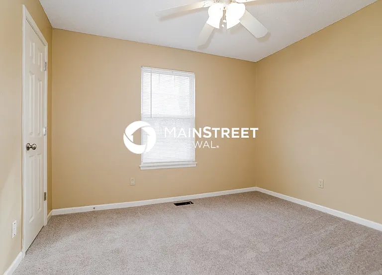 4900 N Fremont Ave — Photo 11