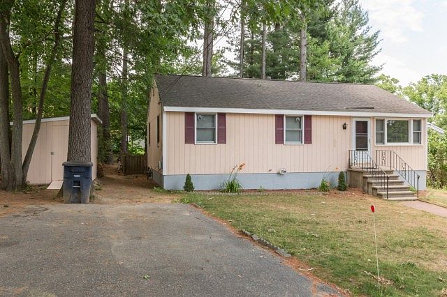 1st image of 44 Damon Ave