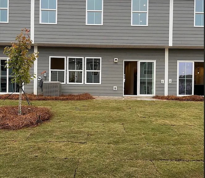 237 Salt Lake Ln — Photo 4