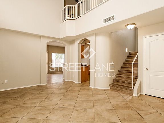 3rd image of 4909 W Wahalla Ln