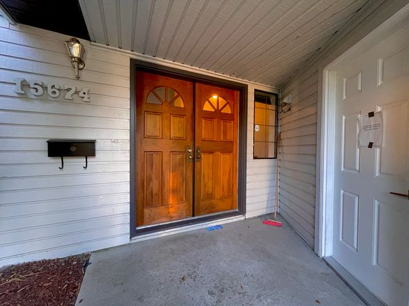3 bedroom rental in Surrey — photo 15