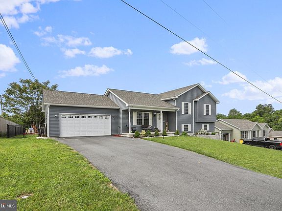 2nd image of 46 Hannah Ln