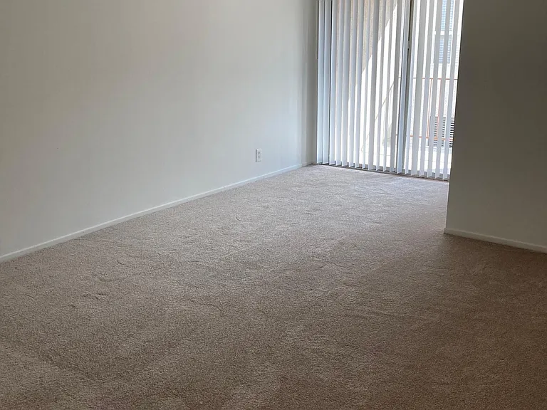 1 Bed + 1 Bath - Unit 303