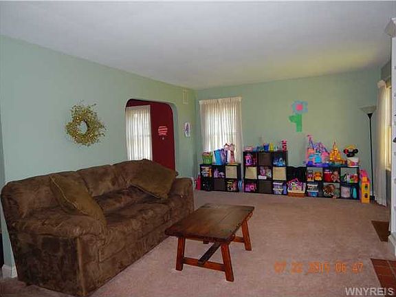 5th image of 25 Delton St