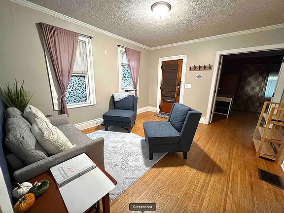 5th image of 515 Caroline St