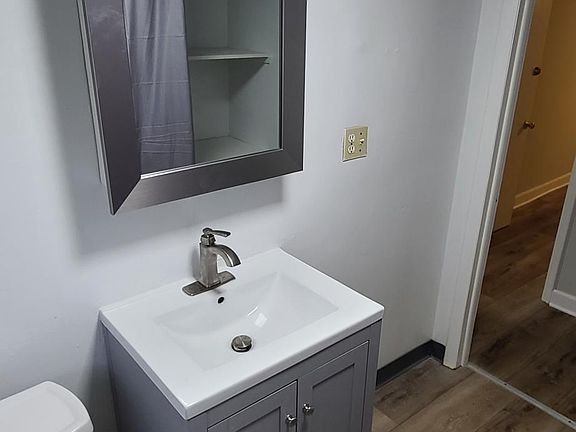 3rd image of 3743 N Lavergne Ave #G
