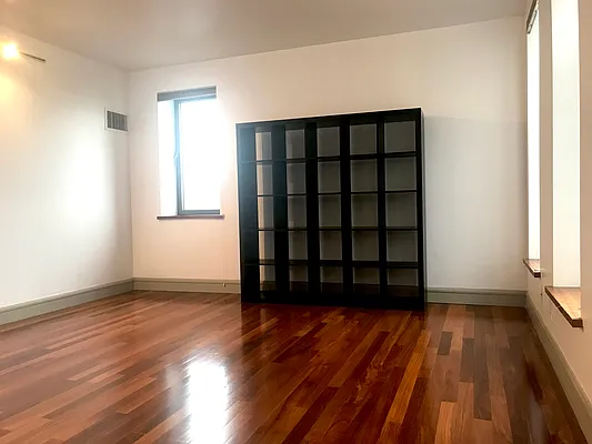 Rented by Compass | media 16