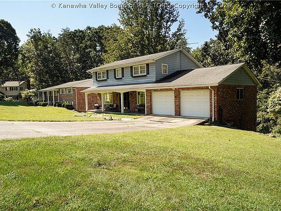 3rd image of 1112 Shamrock Rd