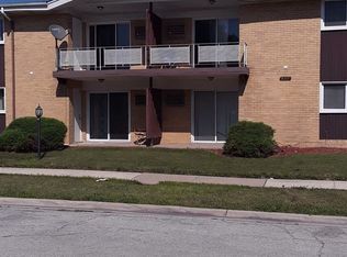 18305 Exchange Ave APT 5, Lansing, IL 60438