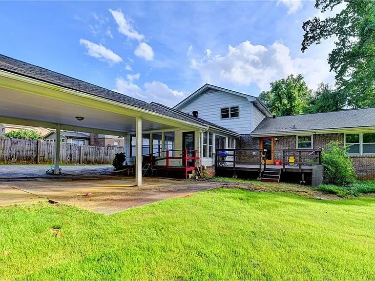 268 Allen Ct SW — Photo 53