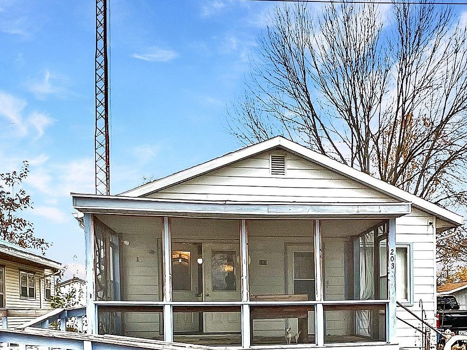 1st image of 203 Lincoln Ave