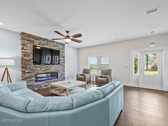 5th image of 2572 SHORE Drive