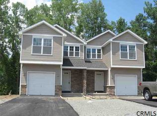 43 Carroll Hill Rd, Troy, NY 12180
