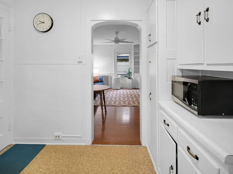 220 S Geneva St #3 — Photo 11