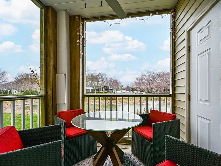 4100 Sand Piper Dr #4105 — Photo 17