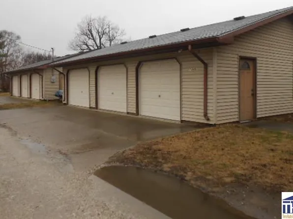 1461 Beech St, Terre Haute, IN 47804