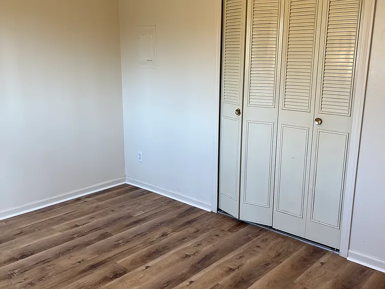 Presidents Village Apartments — Photo 21