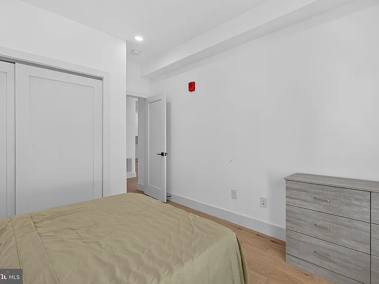 927 Kennedy St NW #304 — Photo 20