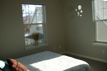 3rd image of 2337 W Sussex Ave