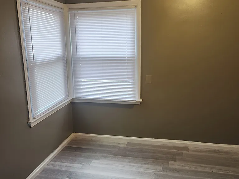 16410 Edmore Dr — Photo 7