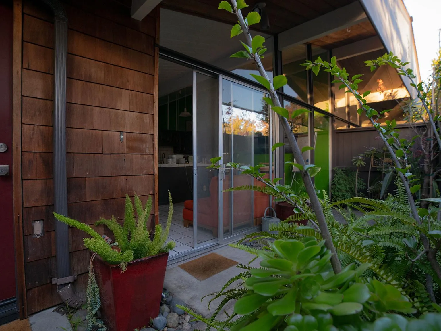 135 Greenmeadow Way — Photo 3