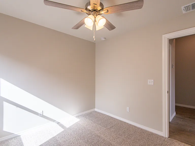 8401 NW 162nd St — Photo 26