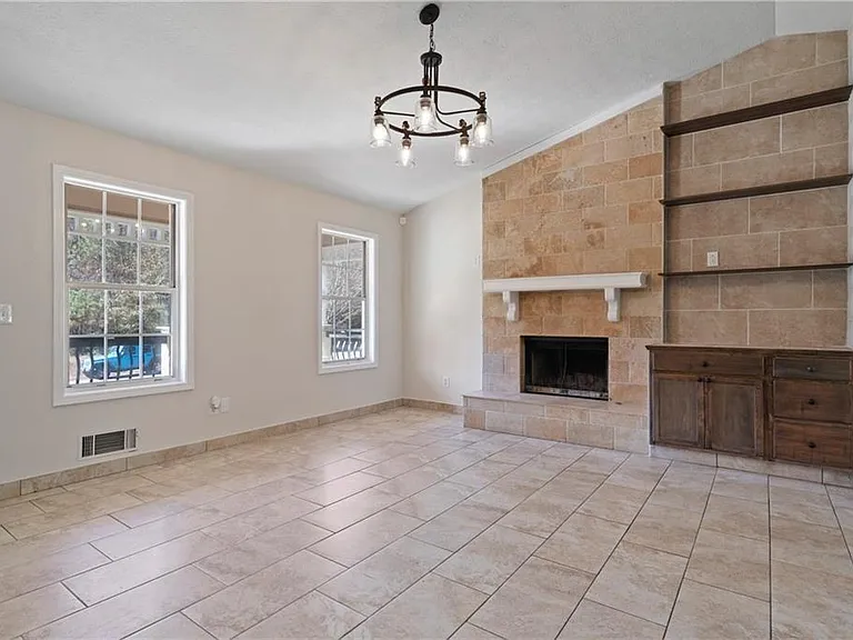 3323 Old Oaks Rd — Photo 15